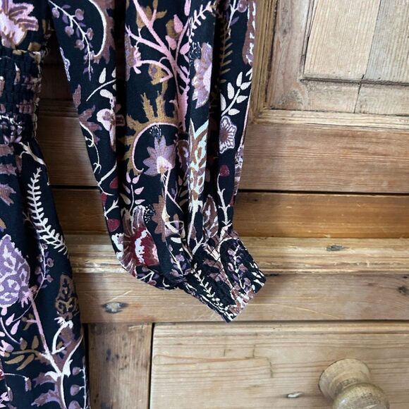 Free People XS Romper Shorts Black Pink Floral‎ Open Back Off the Shoulder - Picture 9 of 15